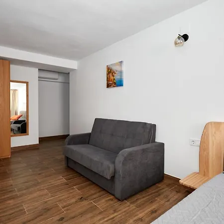 酒店 El Patio 阿利坎特